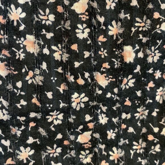 Kimchi Blue- black floral tank- Size large - Picture 5 of 9